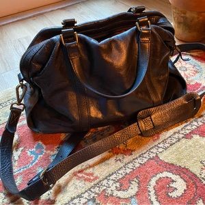 Madewell black leather shoulder bag